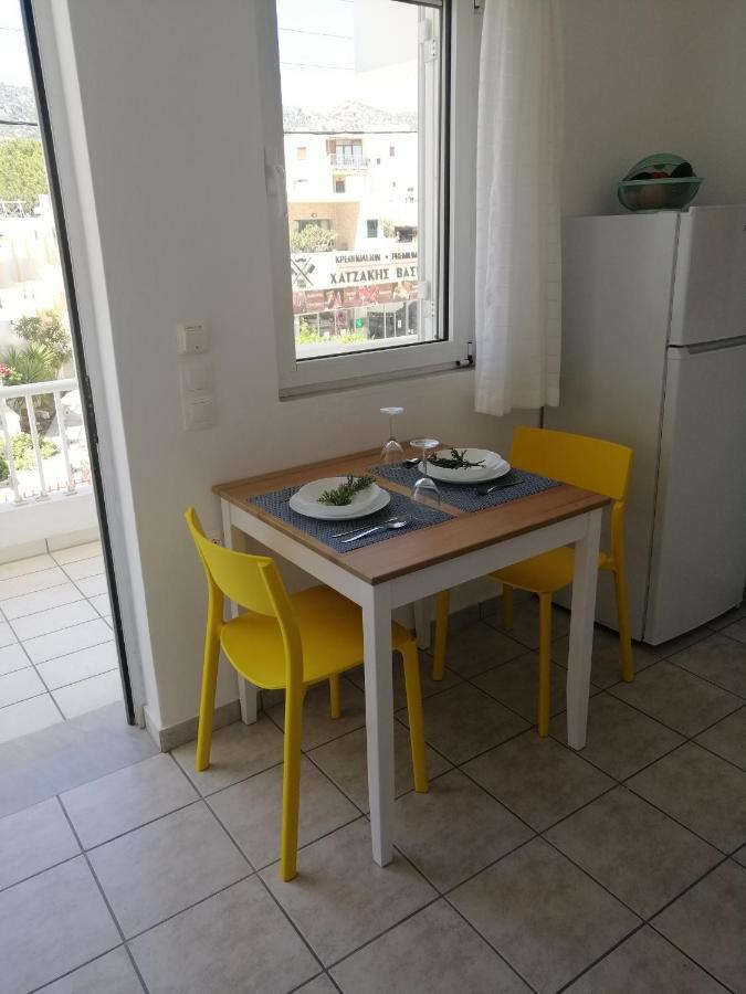 Coastal Apartment Christina 2 Makrýgialos Exterior foto